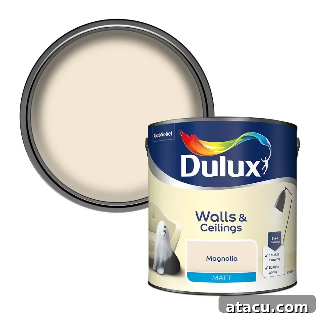 Dulux Magnolia Matt Emulsion paint can.