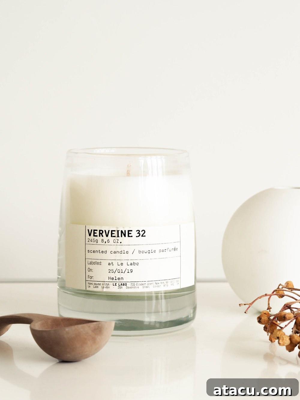 Le Labo Verveine 32 candle with signature label